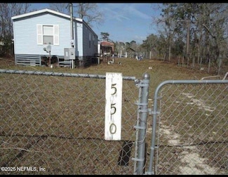 550 Interlachen Blvd, Interlachen, FL 32148