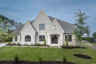 200 Haywood Dr, Little Rock, AR 72223