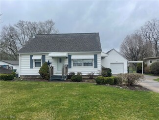 811 30th St NW, Massillon, OH 44647