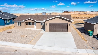 2040 Raptor St, Farmington, NM 87401