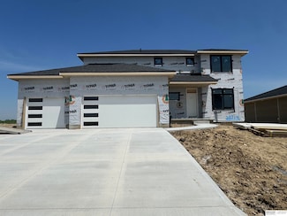 20714 Vernon Ave, Elkhorn, NE 68022