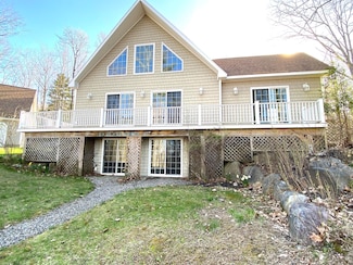 625 Shore Rd, Northport, ME 04849