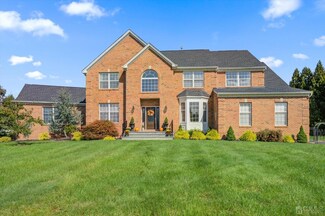 38 Clearwater Dr, Allentown, NJ 08501