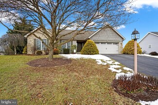 1241 Shadowbrooke Dr, Dover, PA 17315