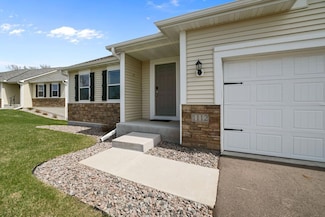 1112 Natalie Ave, Montrose, MN 55363