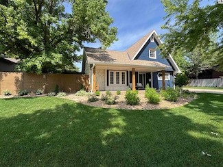 579 Sunrise Ave, Pratt, KS 67124