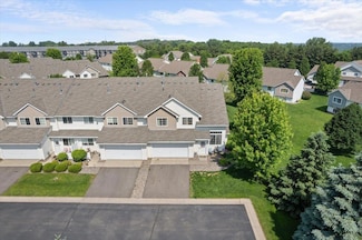 2489 Yellowstone Dr, Hastings, MN 55033