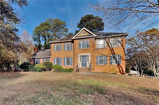 506 Daisy Nash Dr SW, Lilburn, GA 30047