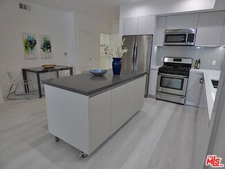 1526 Armacost Ave Unit 102, Los Angeles, CA 90025