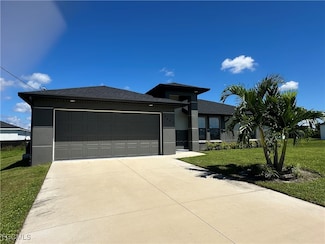 3907 NW 40th St, Cape Coral, FL 33993