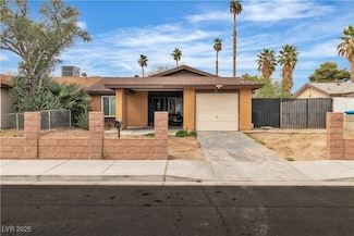 14 Page St, Las Vegas, NV 89110