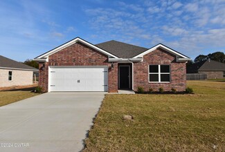 18 Blossom Cove, Jackson, TN 38305