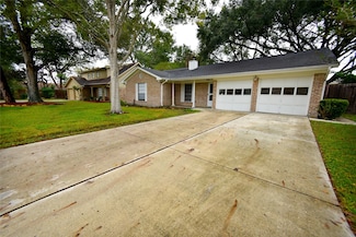 217 Rachael Ln, Friendswood, TX 77546