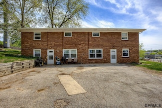 2205 Lindyview Rd, Bellevue, NE 68005