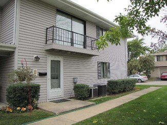 1027 Tobey Ct Unit 1573, Schaumburg, IL 60194