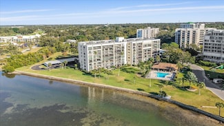 100 Oakmont Ln Unit 101, Belleair, FL 33756