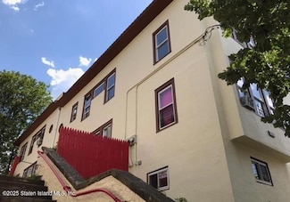 102 Winter Ave, Staten Island, NY 10301