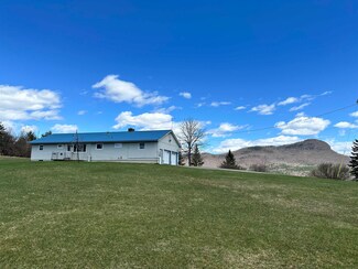 1729 Pond Hill Rd, Castleton, VT 05735