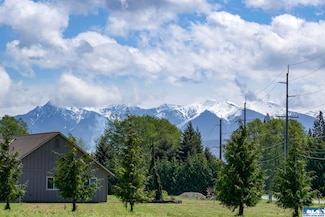 820 Cays Rd, Sequim, WA 98382