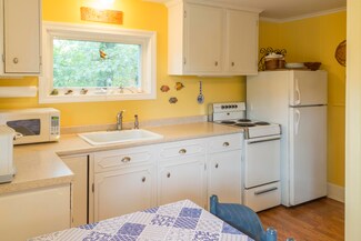 48 Overlook Dr, Chatham, MA 02633