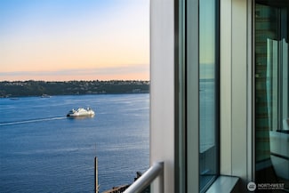 2000 1st Ave Unit 2002, Seattle, WA 98121