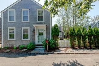22 New St, Nantucket, MA 02554