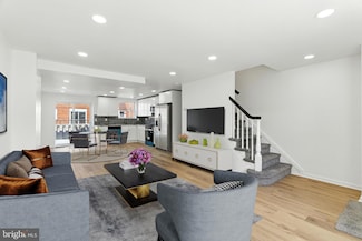 7643 Gilbert St, Philadelphia, PA 19150