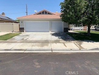 4450 Rainbow View Way, Hemet, CA 92545