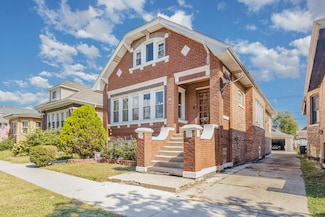 2343 Gunderson Ave, Berwyn, IL 60402