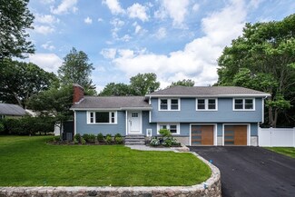 26 Harris Ave, Wellesley Hills, MA 02481