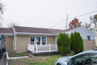 5404 Smith St, Fort Wayne, IN 46806