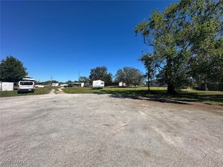 2255 10th Place Unit 18, Lehigh Acres, FL 33936