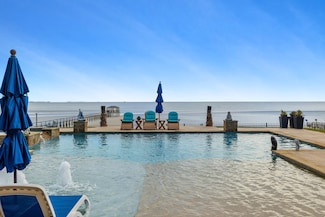 12734 Tri City Beach Rd, Baytown, TX 77523