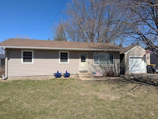 305 6th St SW, Kasson, MN 55944