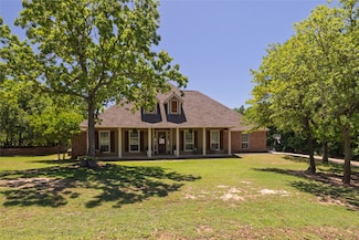 121 Overton Ridge Cir, Weatherford, TX 76088