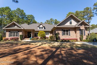80 Pinewild Dr, Pinehurst, NC 28374