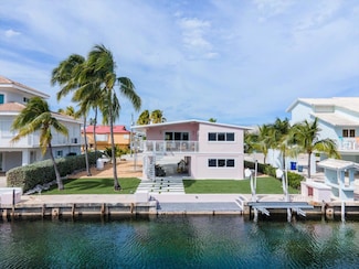 121 Lisbon Ct, Islamorada, FL 33036