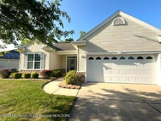 24 Sweetwater Dr, Little Egg Harbor Township, NJ 08087