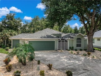 3003 Oakhill Dr, Avon Park, FL 33825