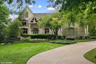 1 N Meadow Ln, Hawthorn Woods, IL 60047