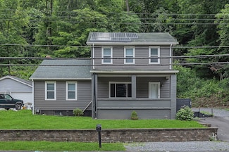 39 Mcgovern Blvd, Crescent, PA 15046