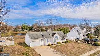 333 Copperfield Dr, Williamstown, NJ 08094
