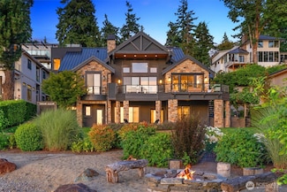 1433 10th St W, Kirkland, WA 98033