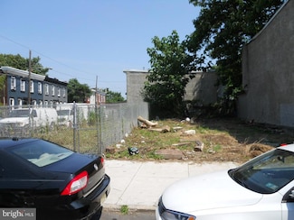 921 W Huntingdon St, Philadelphia, PA 19133