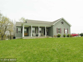 272 5th St, Shenandoah Junction, WV 25442