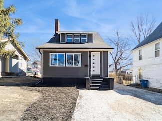 3305 3rd St, Des Moines, IA 50313