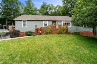 102 Lark Ln, Flinton, PA 16640