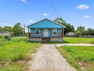 6403 O Brien St, Hitchcock, TX 77563
