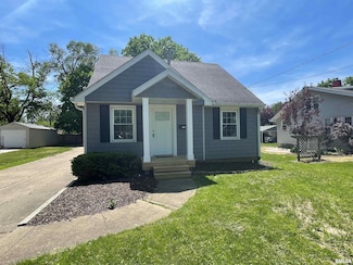 2512 W Heading Ave, West Peoria, IL 61604