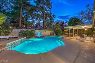 2231 Marlboro Dr, Henderson, NV 89014